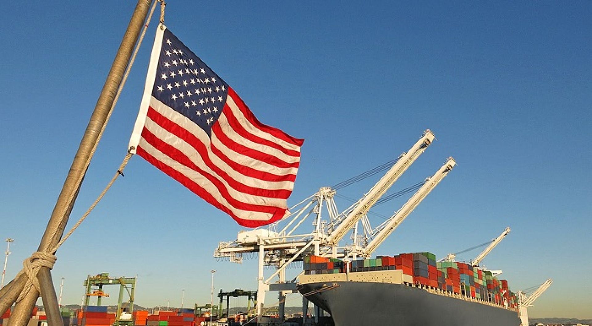 अमेरिकाको व्यापार घाटा बढेर ६५ अर्ब डलर पुग्यो 